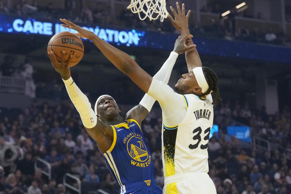 宣布与雅伊 宣布与雅伊