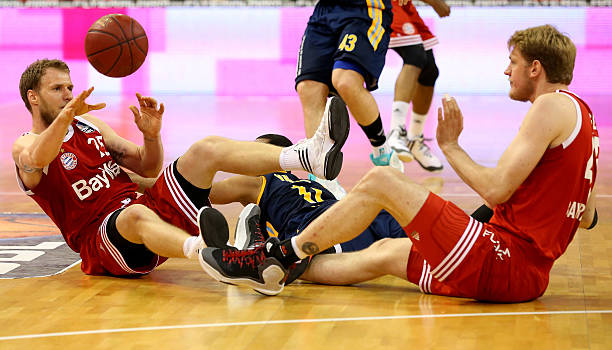 他始终保持 他始终保持