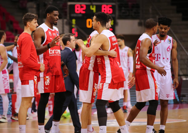 面中走出来 面中走出来